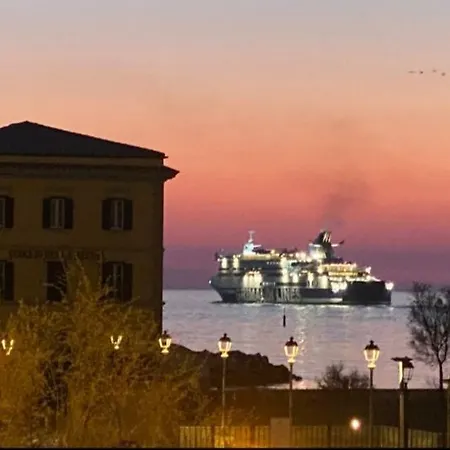 Sunset 39 *